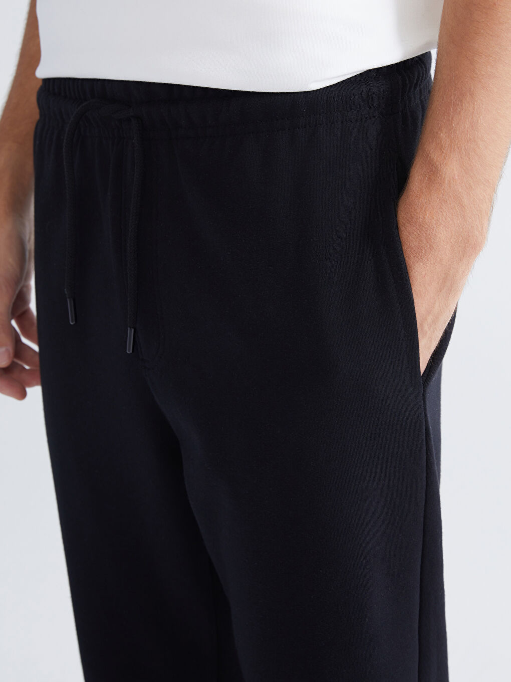 Siyah Standart Kalıp Erkek Jogger Eşofman Altı-2