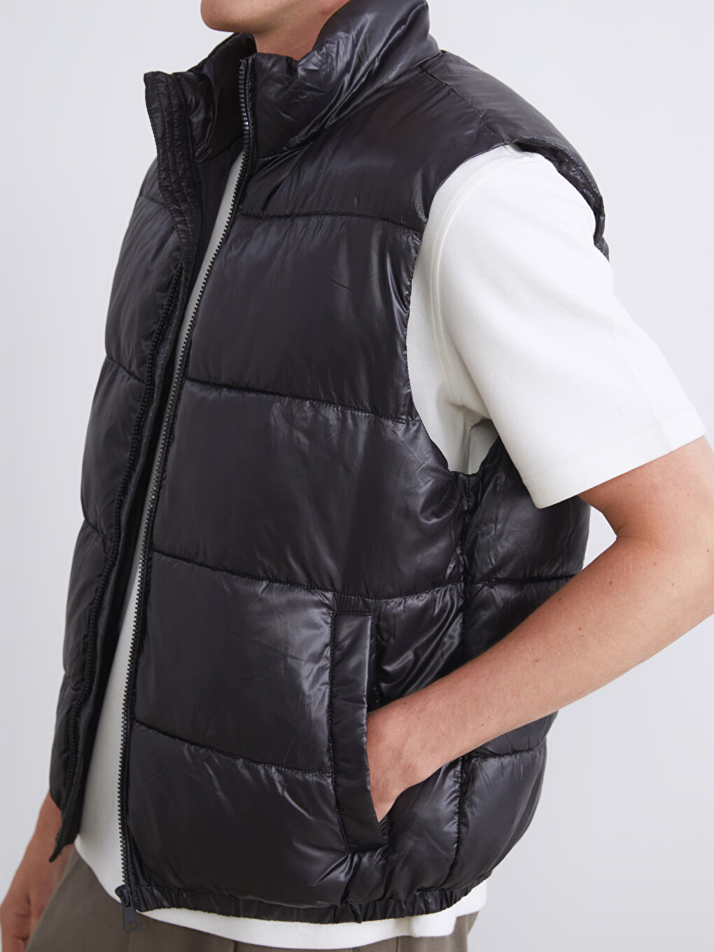 Siyah Dik Yaka Erkek Şişme Yelek-3