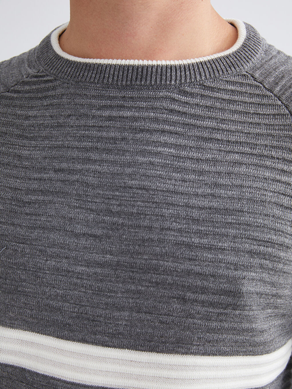 Crew Neck Striped Men's Sweater-2