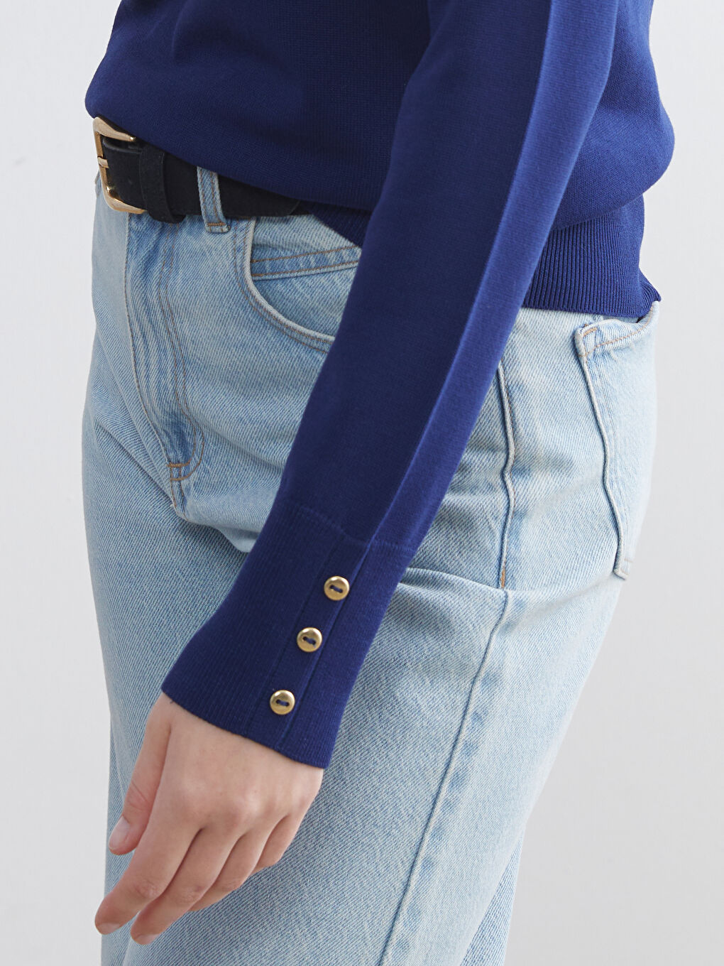 Crew Neck Women's Knitwear Sweater-3