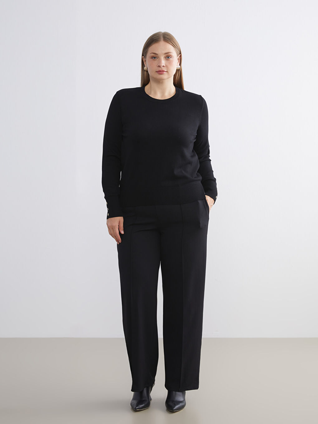 Siyah Bisiklet Yaka Kadın Triko Kazak-3