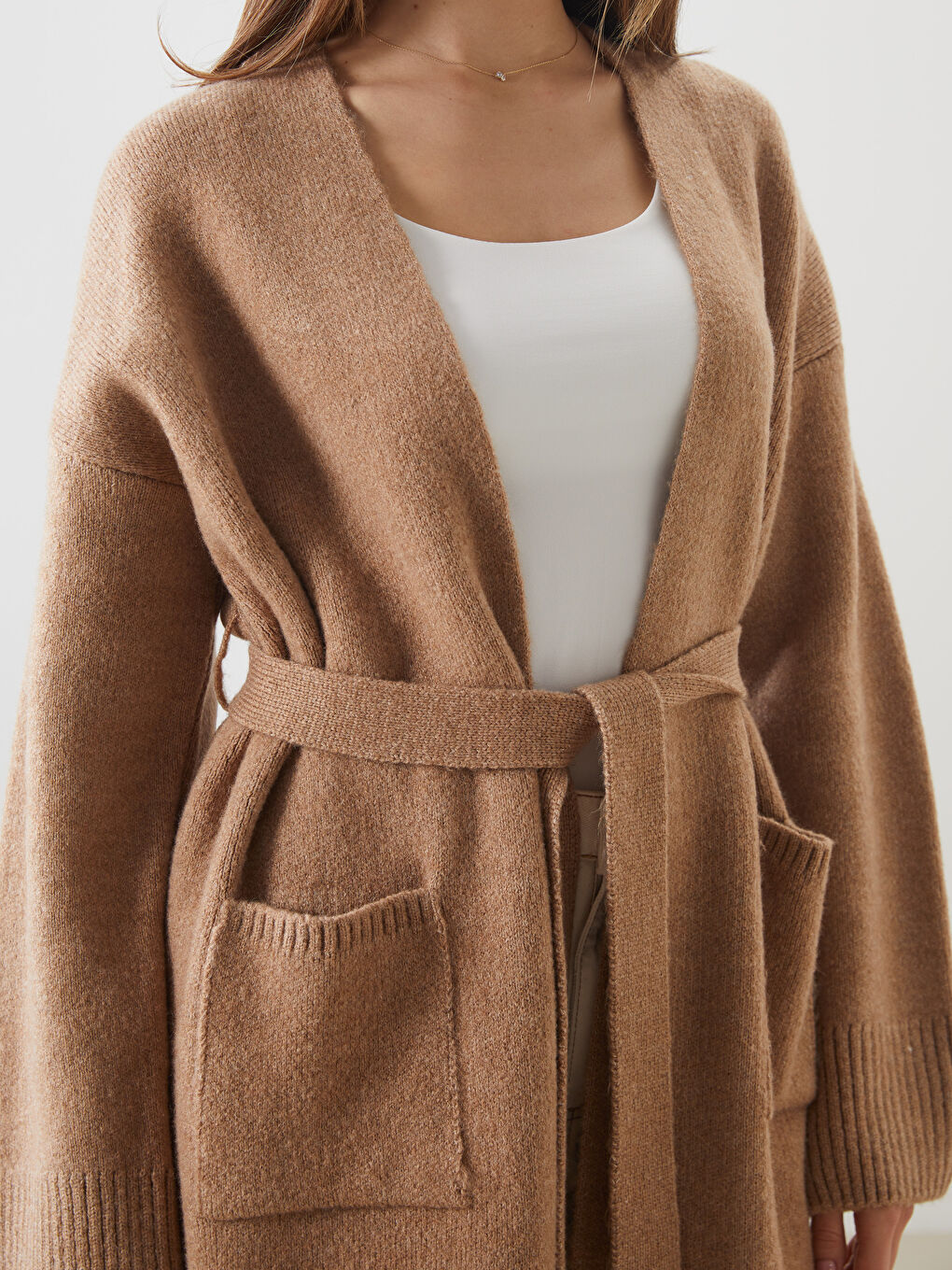 Кардиган из трикотажа с шалевым воротником для женщин-2