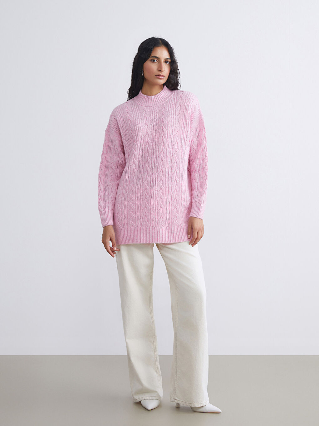 Pembe Dik Yaka Kendinden Desenli Kadın Triko Tunik-1