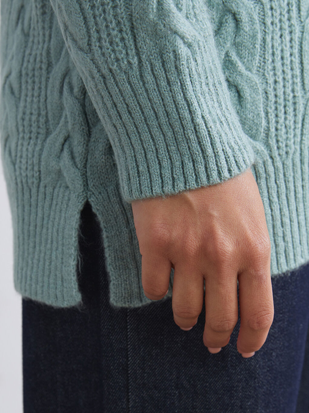 Yeşil Dik Yaka Kendinden Desenli Kadın Triko Tunik-2