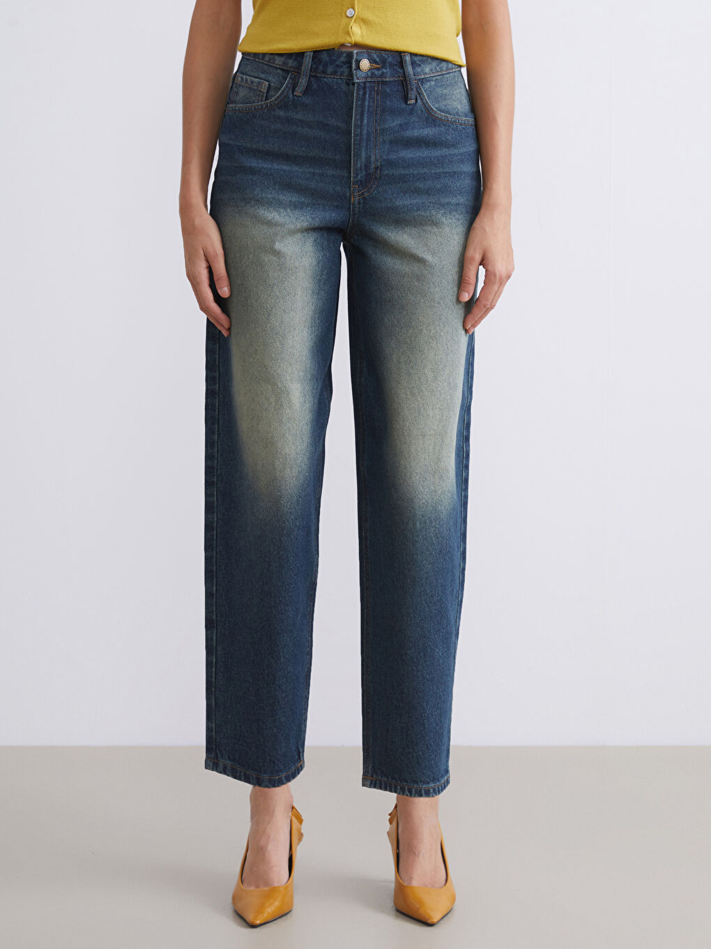 Woman INDIGO Jeans-1