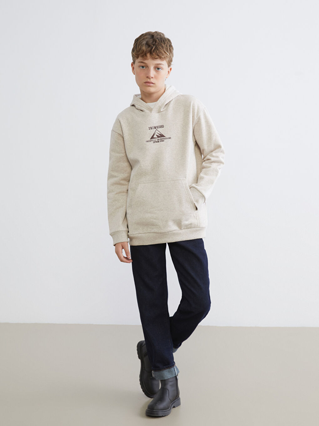 Ekru Kapüşonlu Erkek Çocuk Kalın Sweatshirt-1