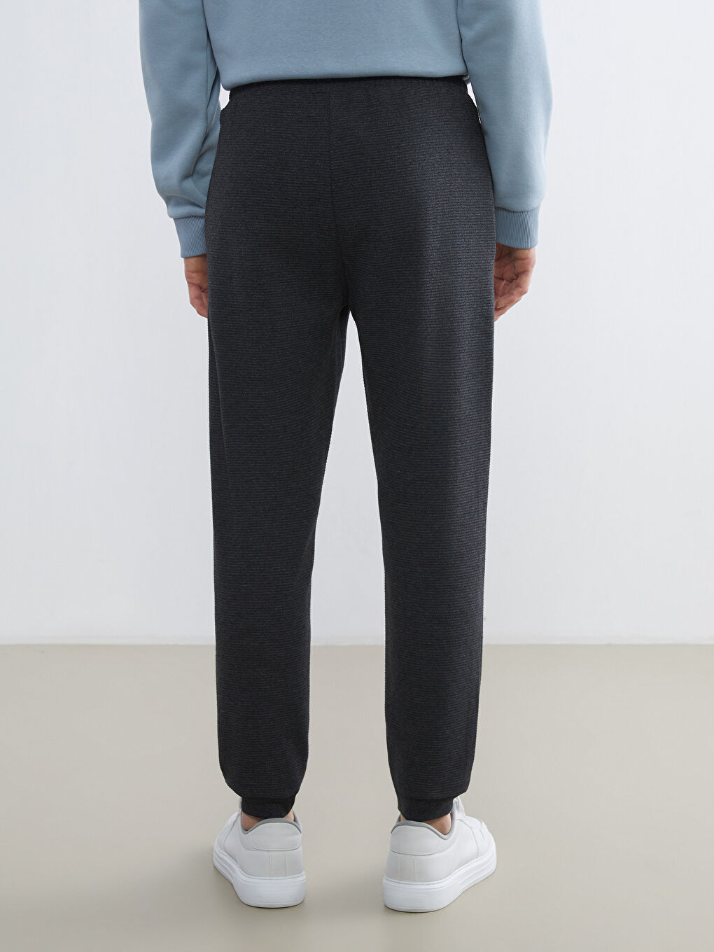 Antrasit Standart Kalıp Erkek Jogger Eşofman Altı-3