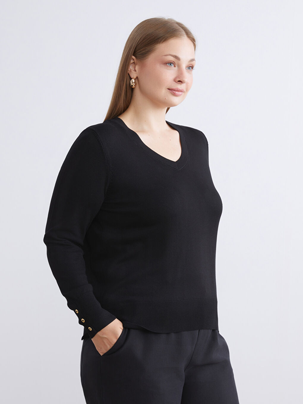 Siyah V Yaka Kadın Triko Kazak-2