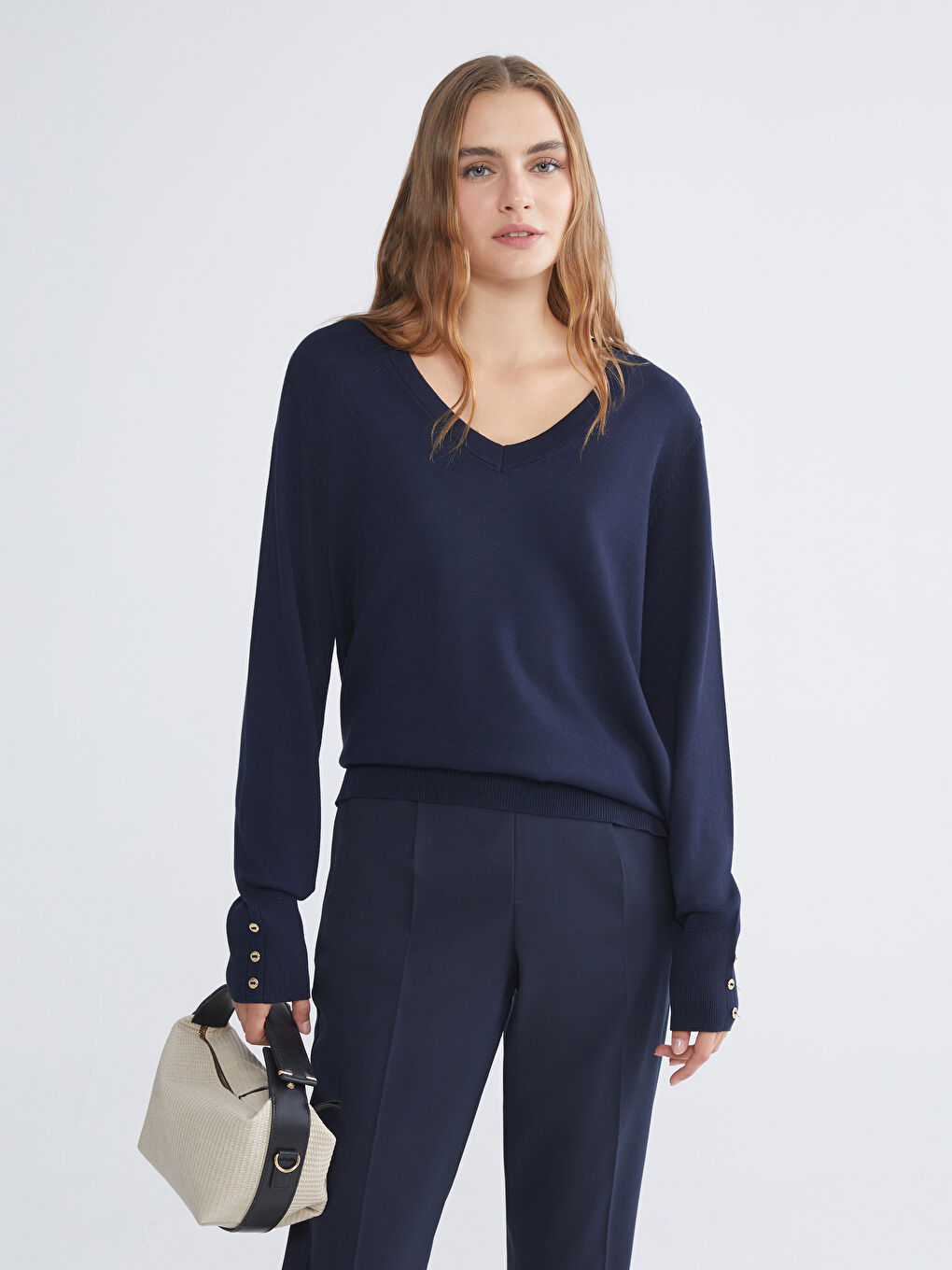 Lacivert V Yaka Kadın Triko Kazak