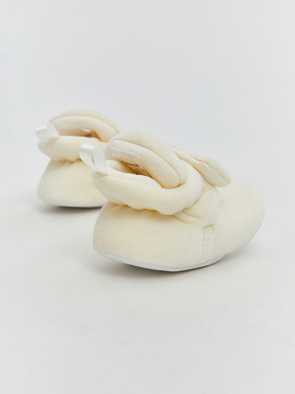 Beyaz Cırt Cırtlı Erkek Bebek Yürüme Öncesi Ev Botu-4