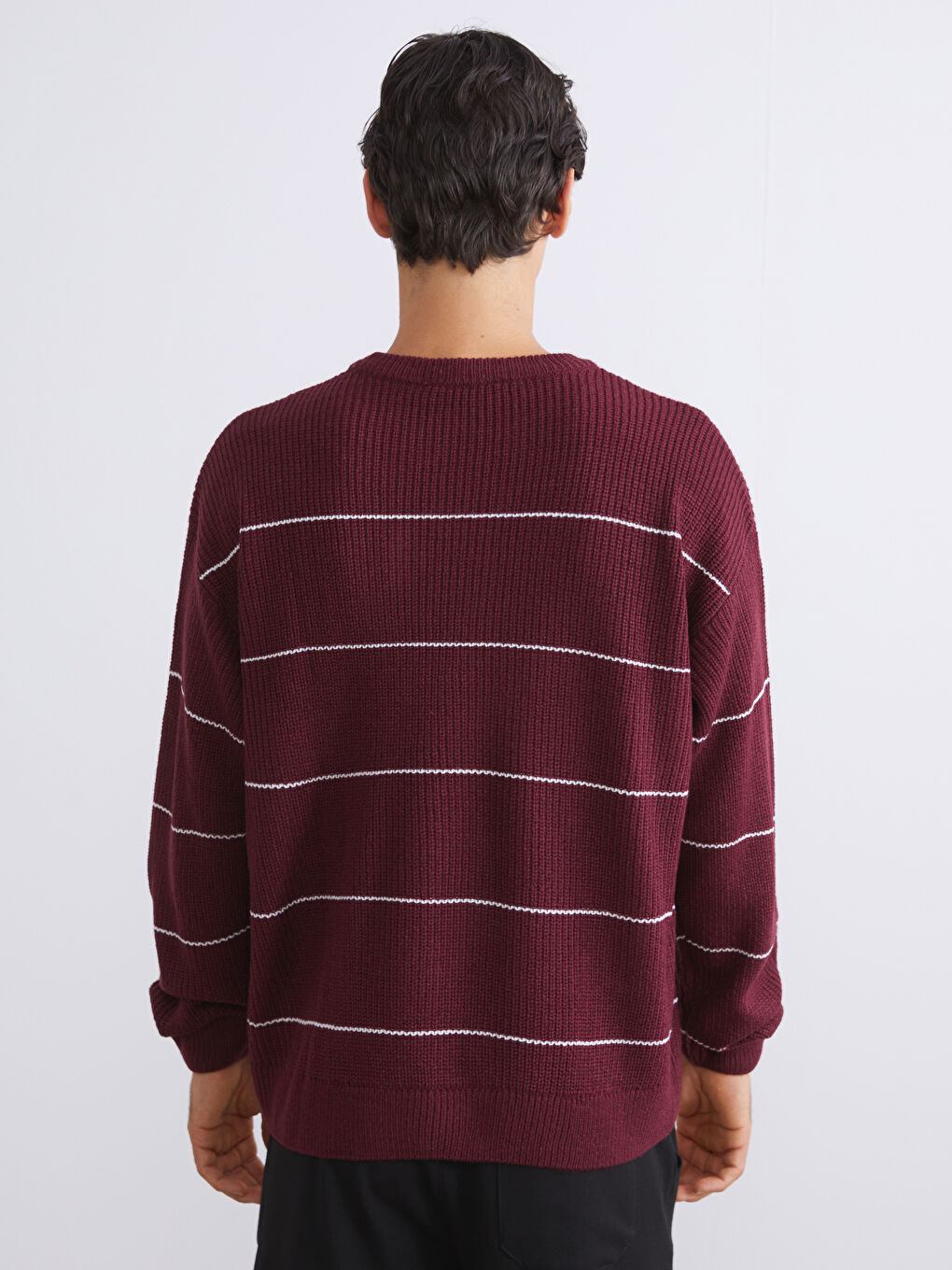 Crew Neck Striped Men's Knitwear Sweater-3