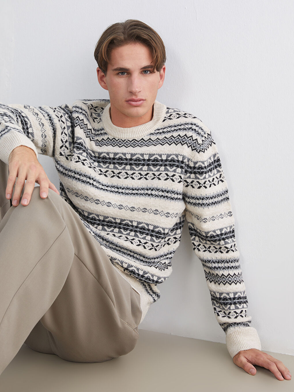 Crew Neck Long Sleeve Patterned Men's Knitwear Sweater-1
