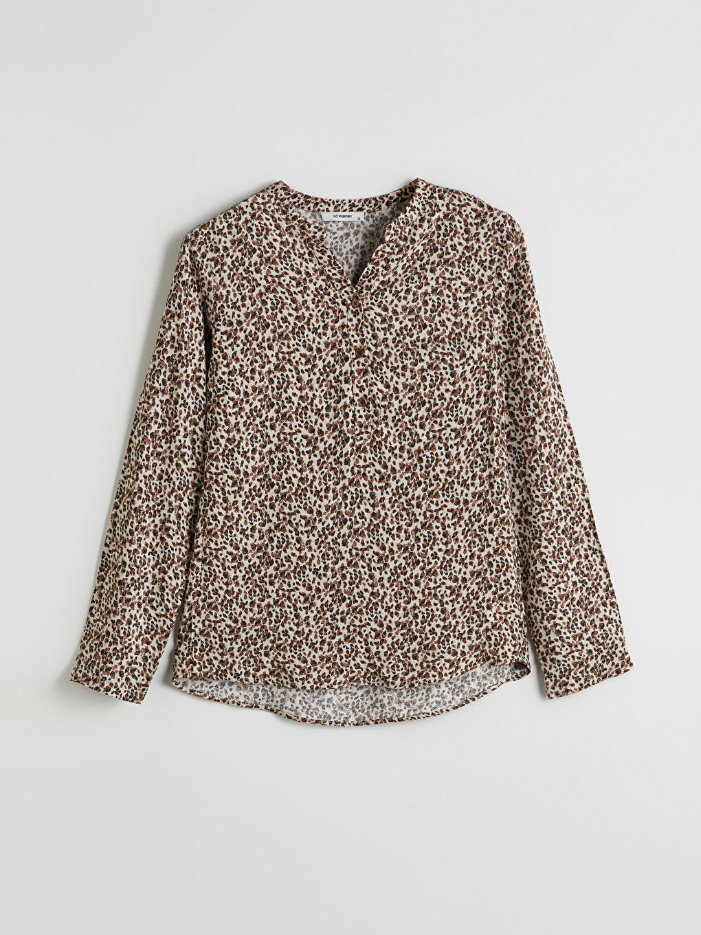 Bej Kaçık Yaka Desenli Bluz-4