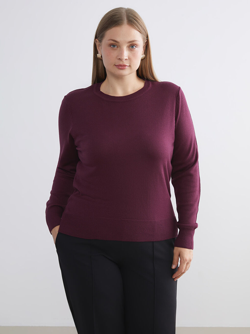 Crew Neck Women's Knitwear Sweater-1