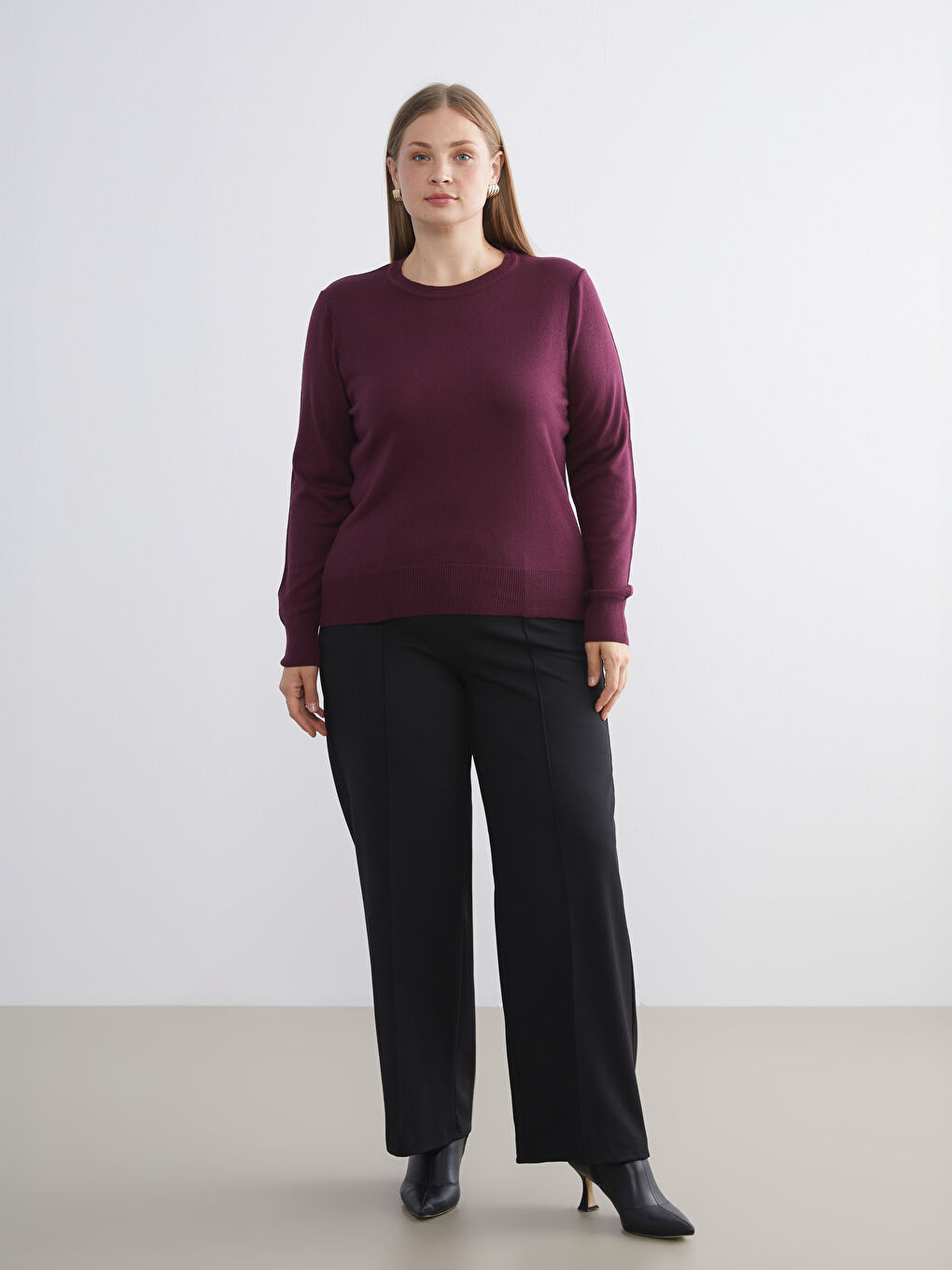 Crew Neck Women's Knitwear Sweater-3