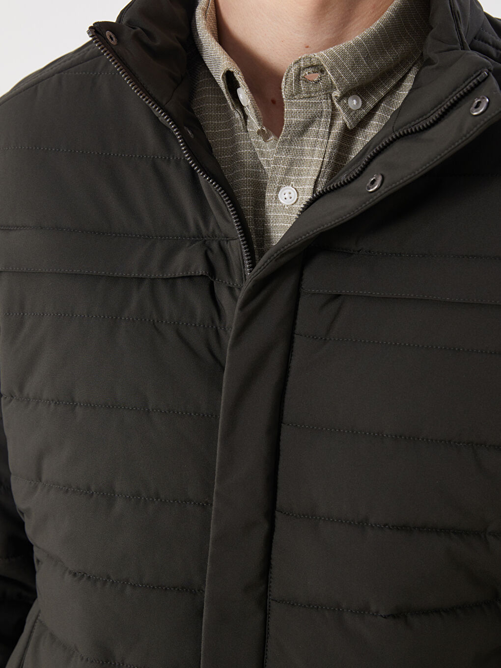 სტანდარტული ჭრა ძაბრისებრი საყელო მამაკაცის დუტის ქურთუკი-2