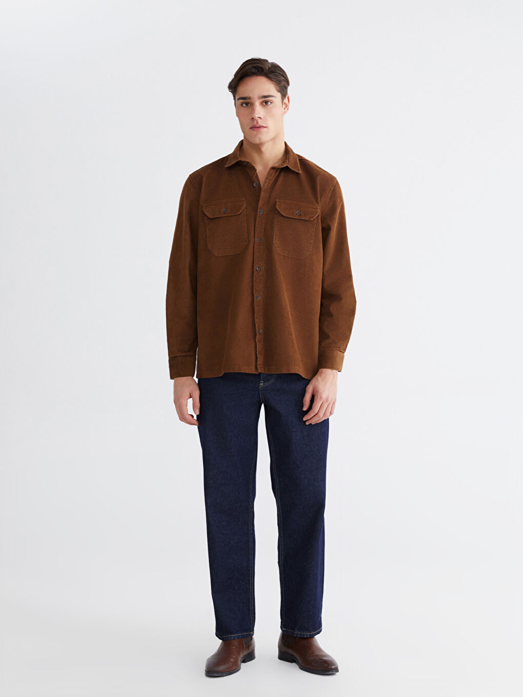 Kahverengi Rahat Kalıp Kadife Erkek Gömlek-1