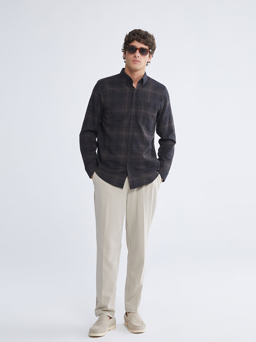 Bej Regular Fit Uzun Kollu Ekose Gabardin Erkek Gömlek-1