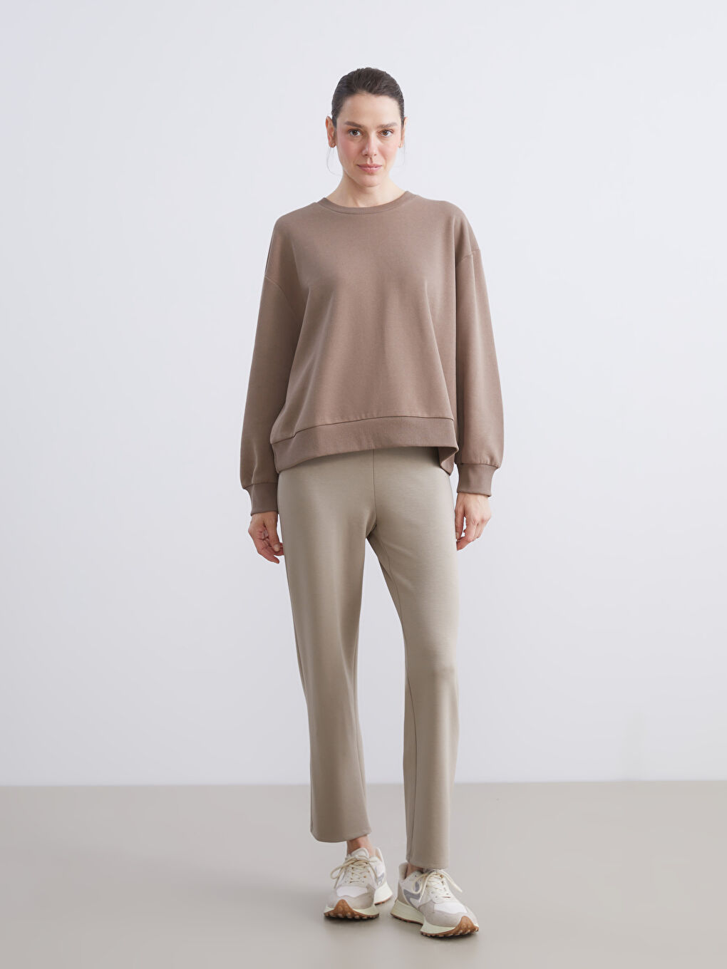 Crew Neck Oversize Women's Thick Sweatshirt-1