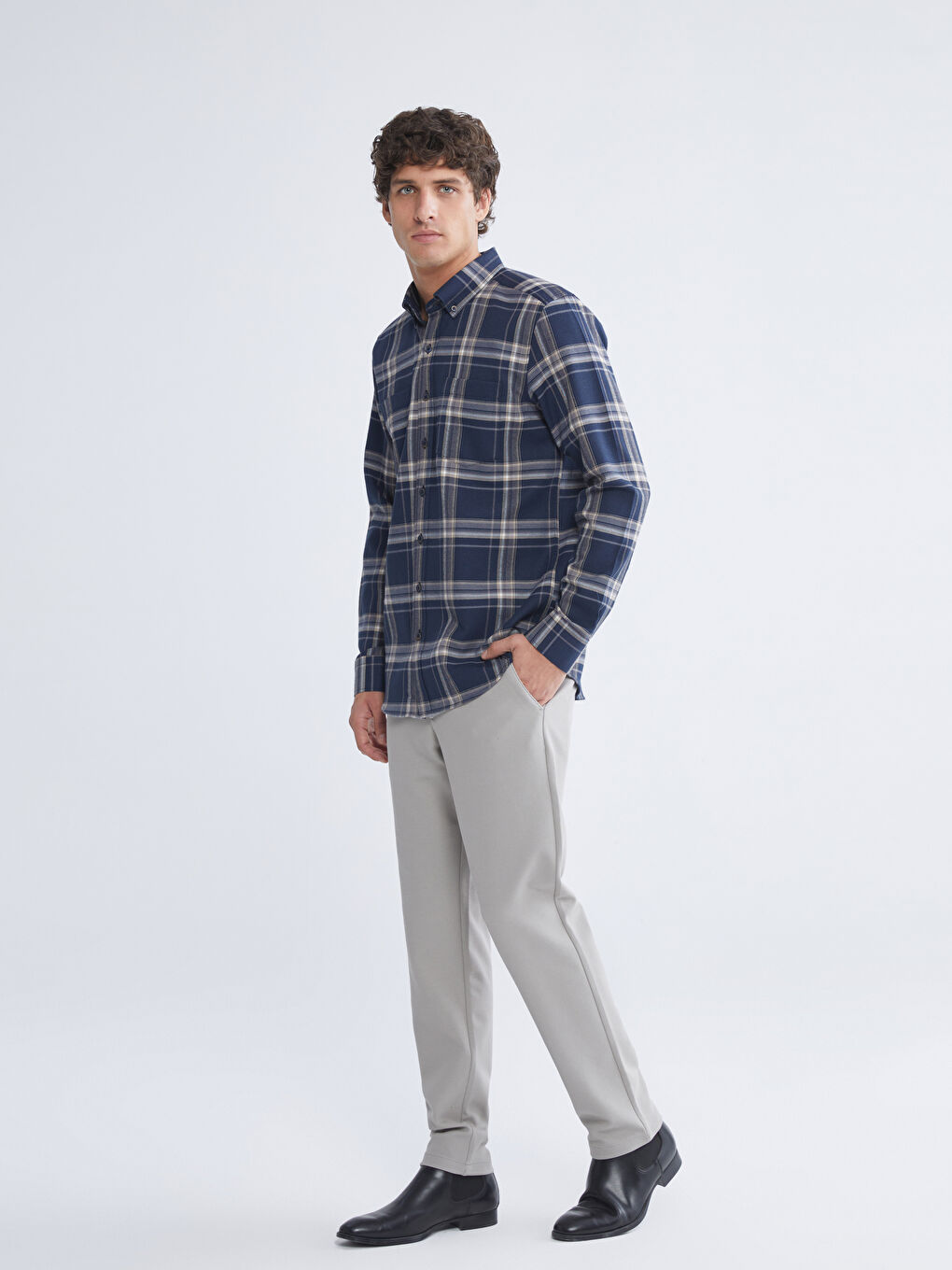 Lacivert Regular Fit Uzun Kollu Ekose Gabardin Erkek Gömlek-1