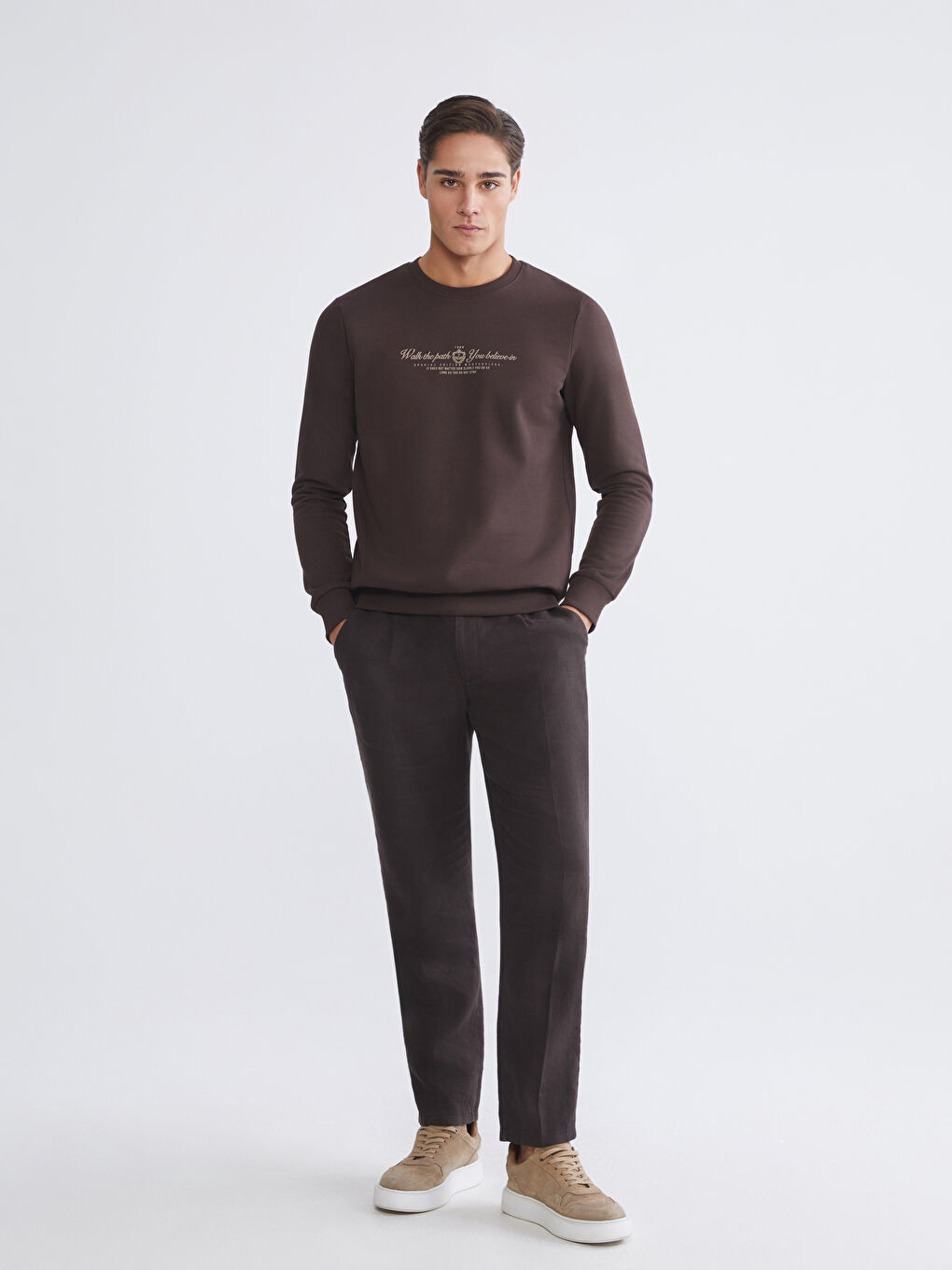 Kahverengi Standart Kalıp Bisiklet Yaka Baskılı Erkek Kalın Sweatshirt-1