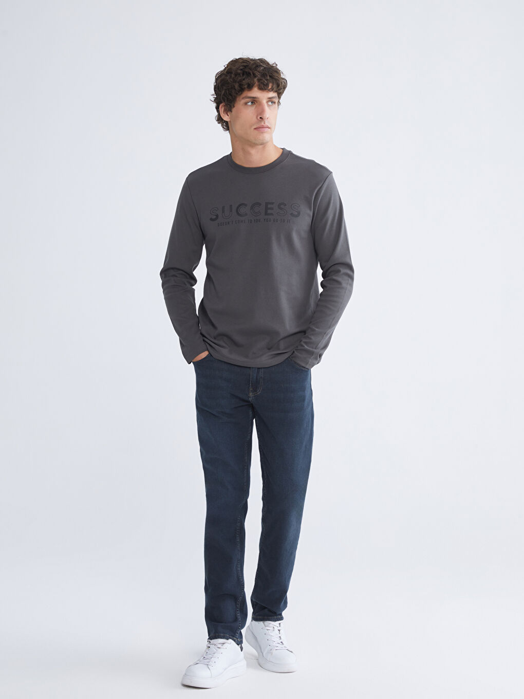 Crew Neck Long Sleeve Printed Men's T-Shirt-1