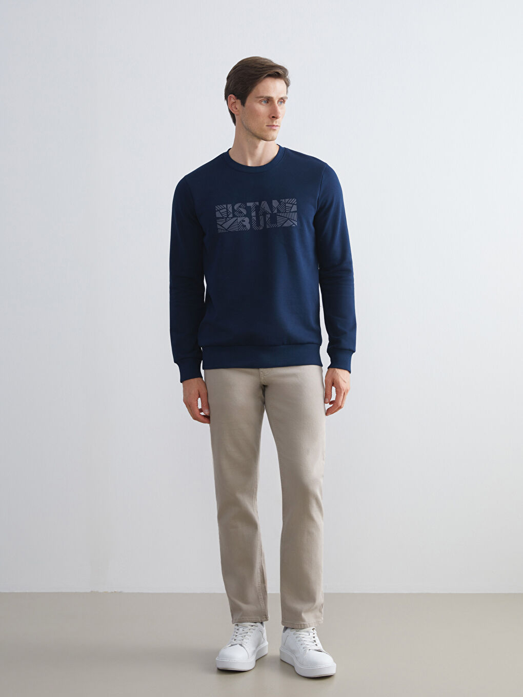 Lacivert Bisiklet Yaka Uzun Kollu Sweatshirt-1