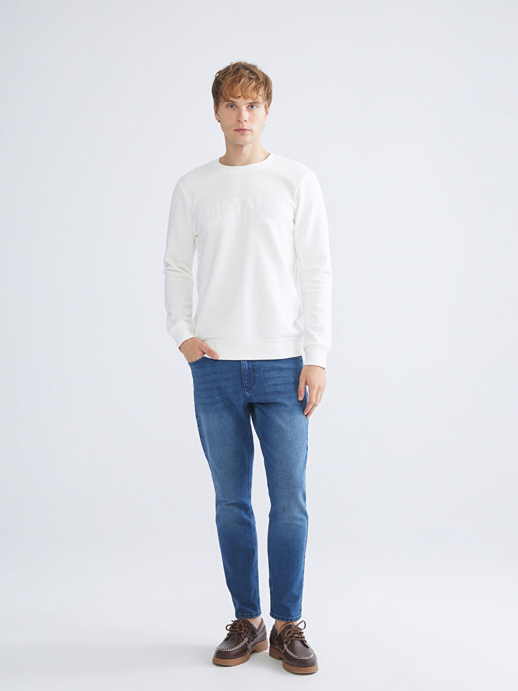 Ekru Bisiklet Yaka Uzun Kollu Sweatshirt-1