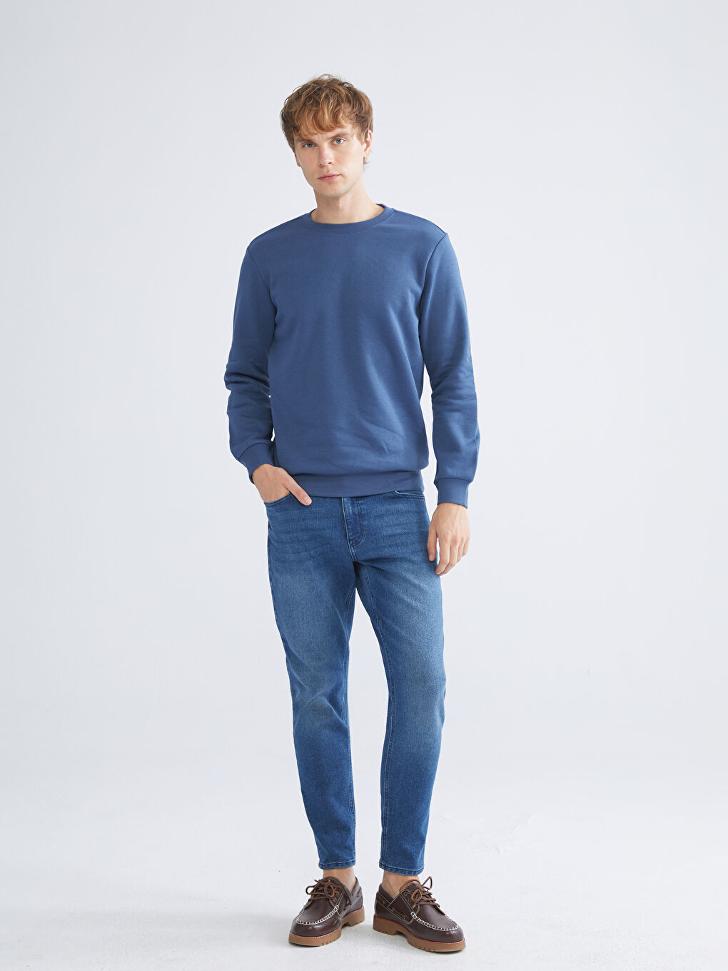 Crew Neck Long Sleeve Basic Men's Sweatshirt-1