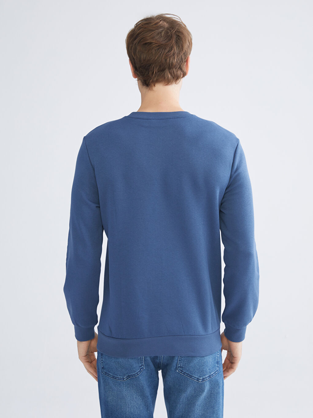 Crew Neck Long Sleeve Basic Men's Sweatshirt-3
