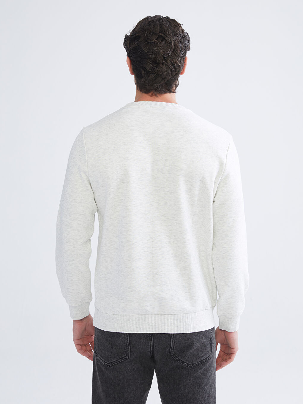 Ерлерге арналған ұзын жеңді дөңгелек жағалы негізгі свитшот-3