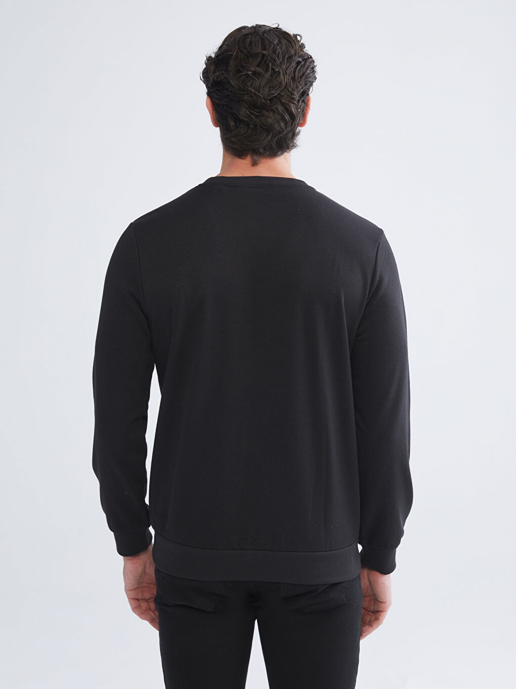 سوییتشێرتی یاخە خڕی نەخشدار-ی پیاوان-3