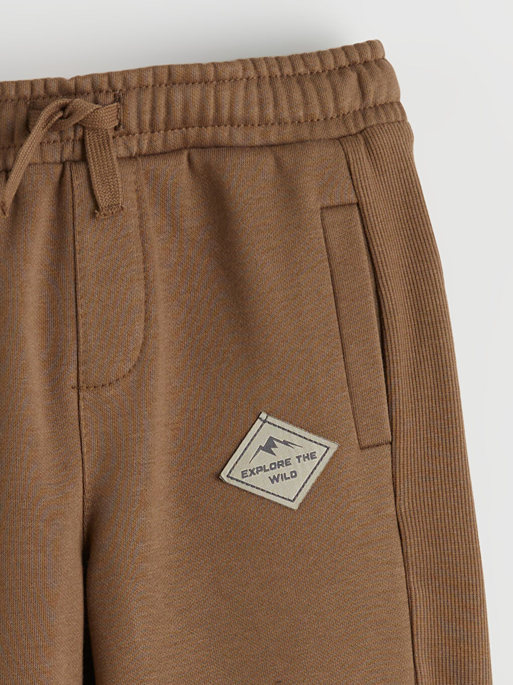 Kahverengi Beli Lastikli Erkek Çocuk Jogger Eşofman Altı-1