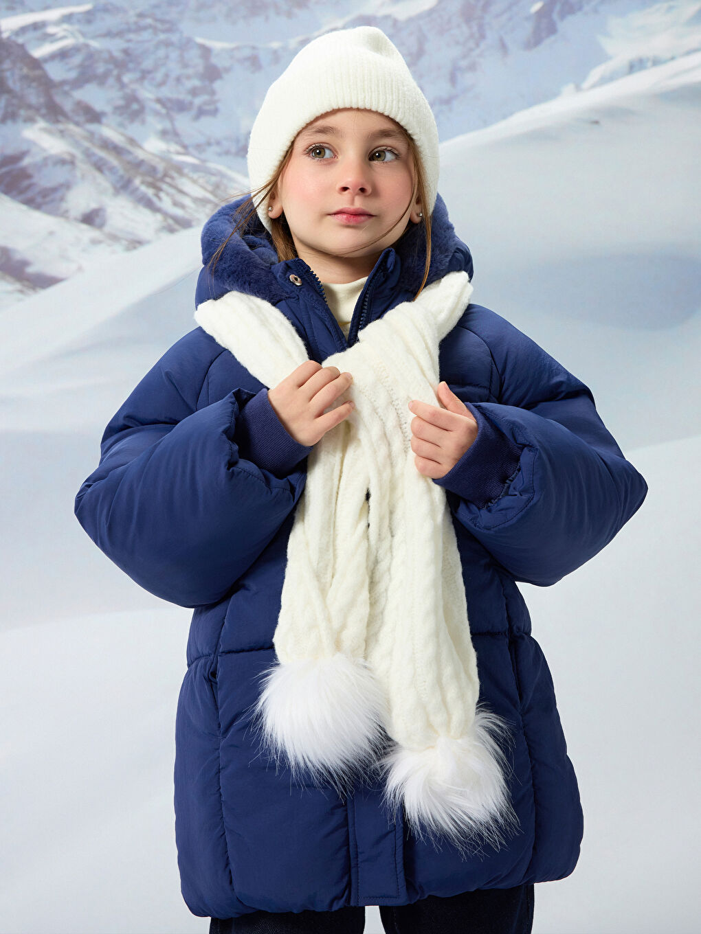 Дута куртка з капюшоном для дівчаток-1
