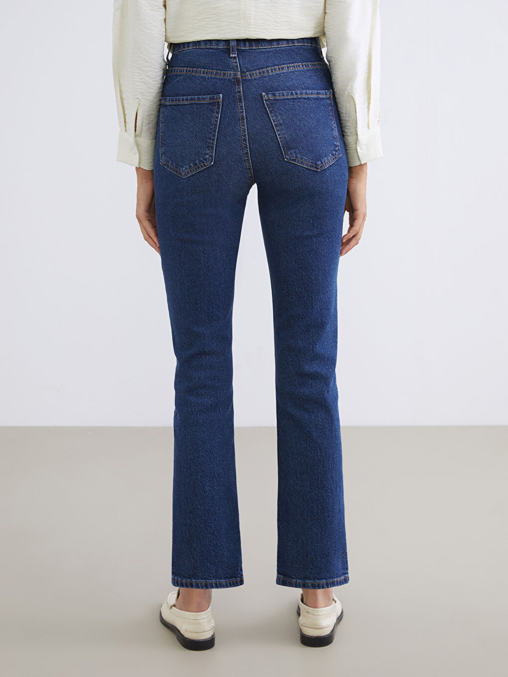 İndigo Mom Fit Kadın Jean Pantolon-3