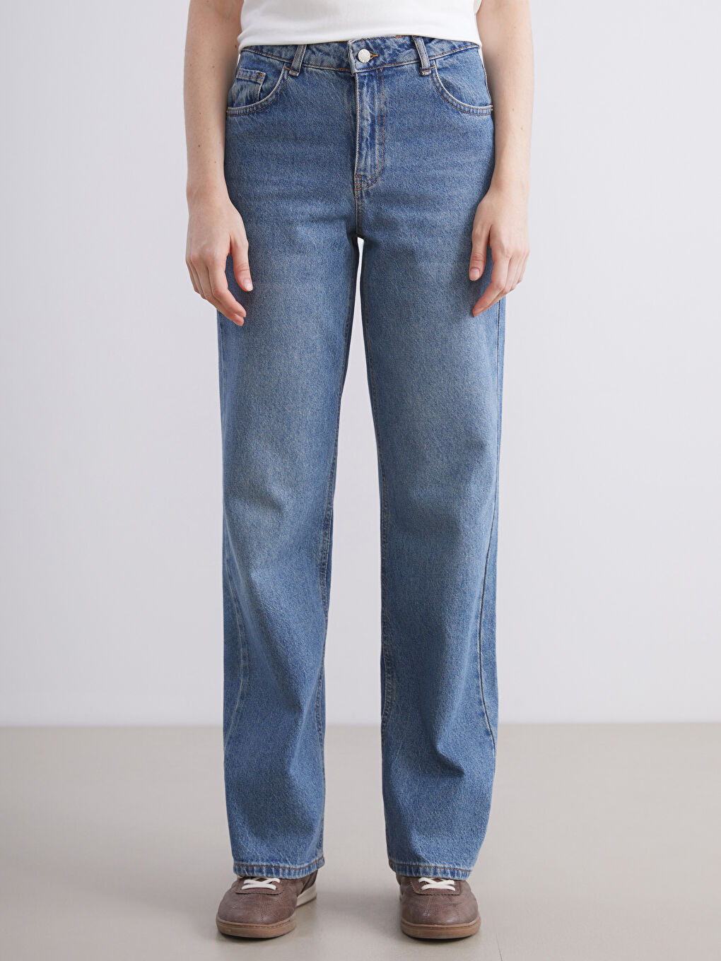 Женские широкие джинсы-1