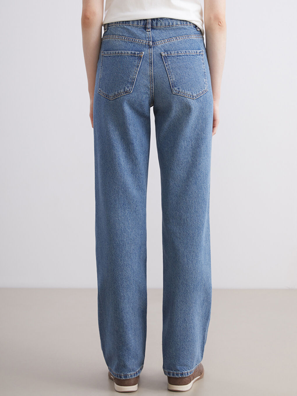 Женские широкие джинсы-3