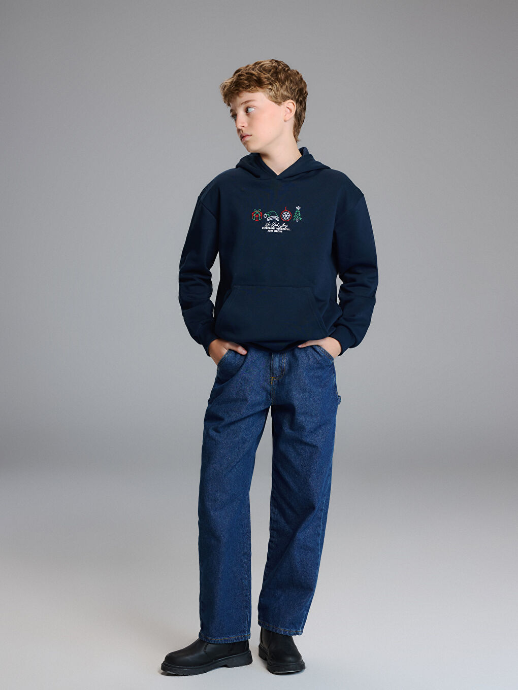 Lacivert Kapüşonlu Yılbaşı Temalı Erkek Çocuk Sweatshirt-1