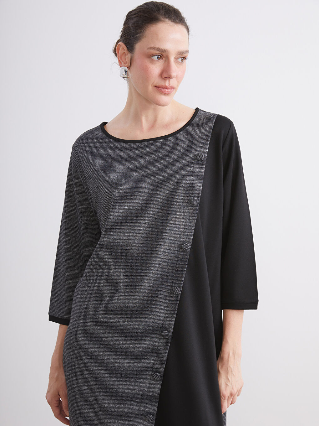 Crew Neck Color Block Dress-1