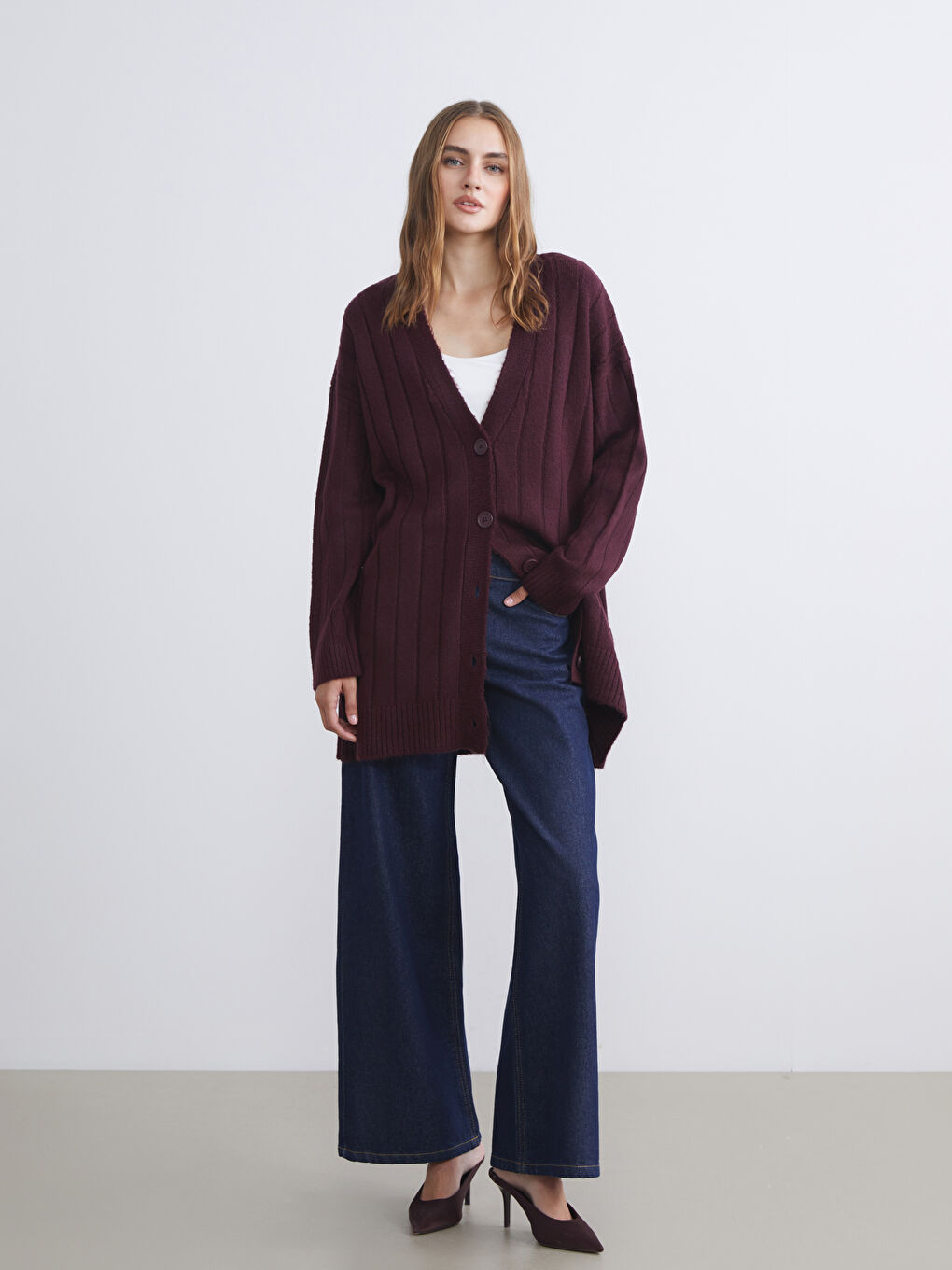 Bordo V Yaka Kadın Triko Hırka-2