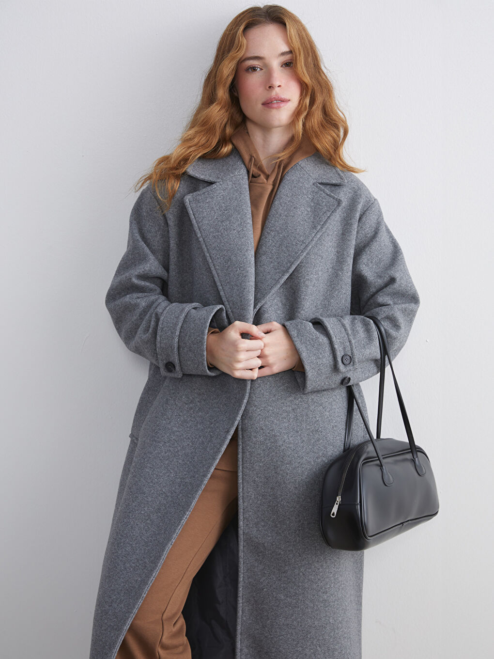 Gri Kruvaze Yaka Kadın Kaşe Kaban