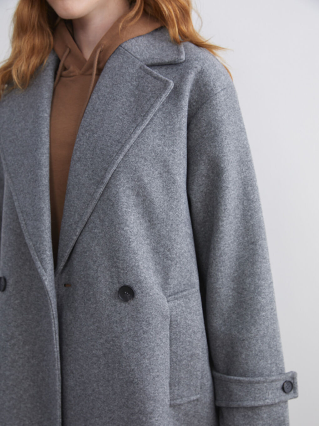 Gri Kruvaze Yaka Kadın Kaşe Kaban-2