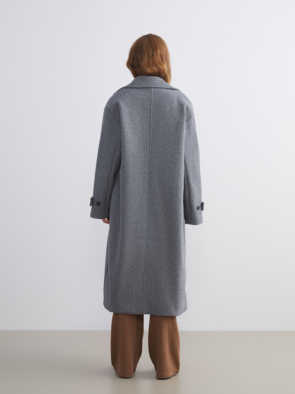 Gri Kruvaze Yaka Kadın Kaşe Kaban-4