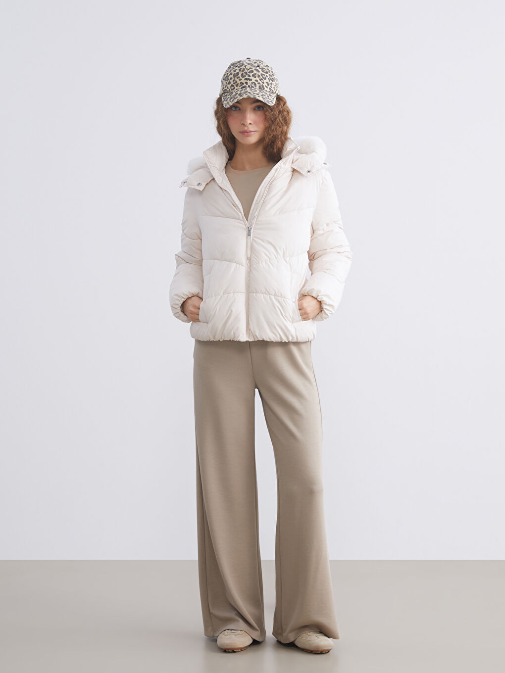 Жена Бежово Шушляково яке-1