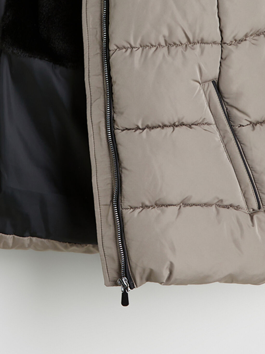 Kahverengi Kapüşonlu Kadın Şişme Mont-6