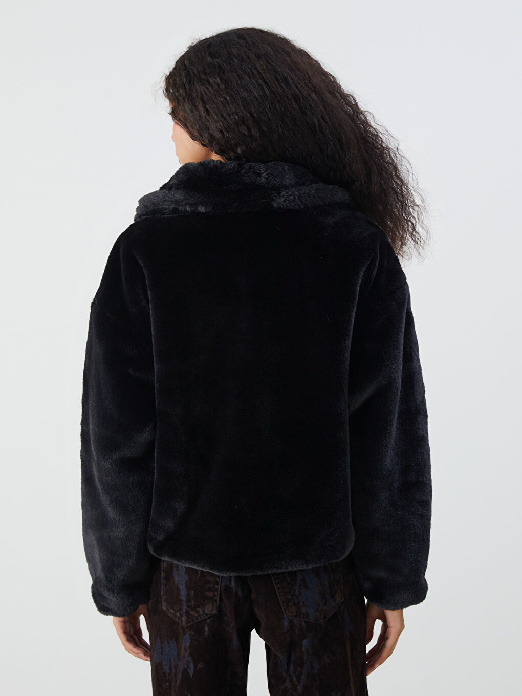 Jacket Neck Women's Fur Overcoat-4