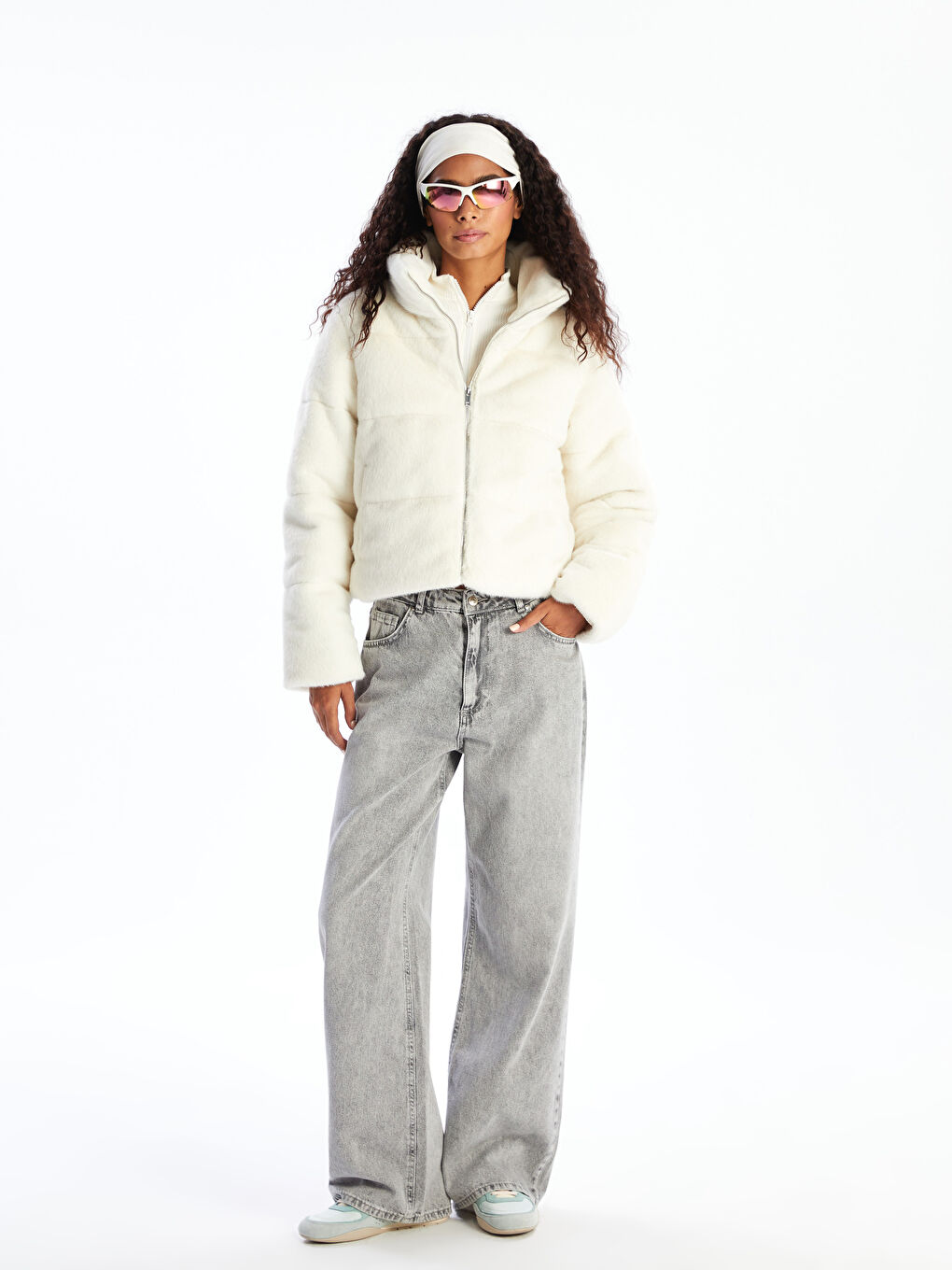 Ekru Dik Yaka Kadın Şişme Mont-1