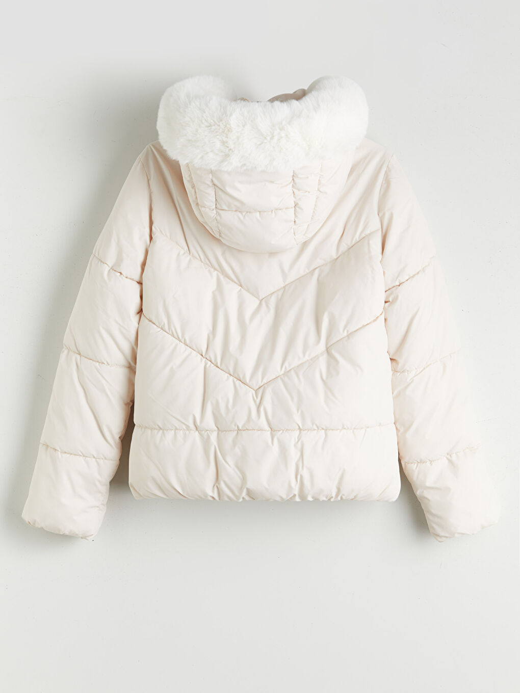 Bej Kürk Kapüşonlu Kadın Şişme Mont-6