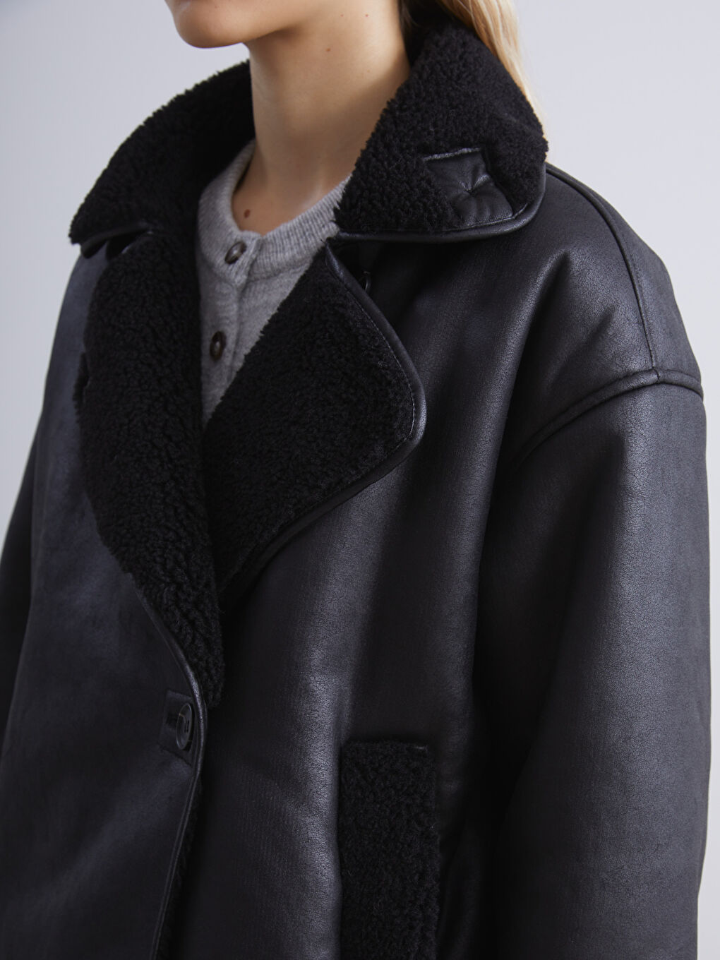 Siyah Pelüş Biker Yaka Kadın Süet Mont-2