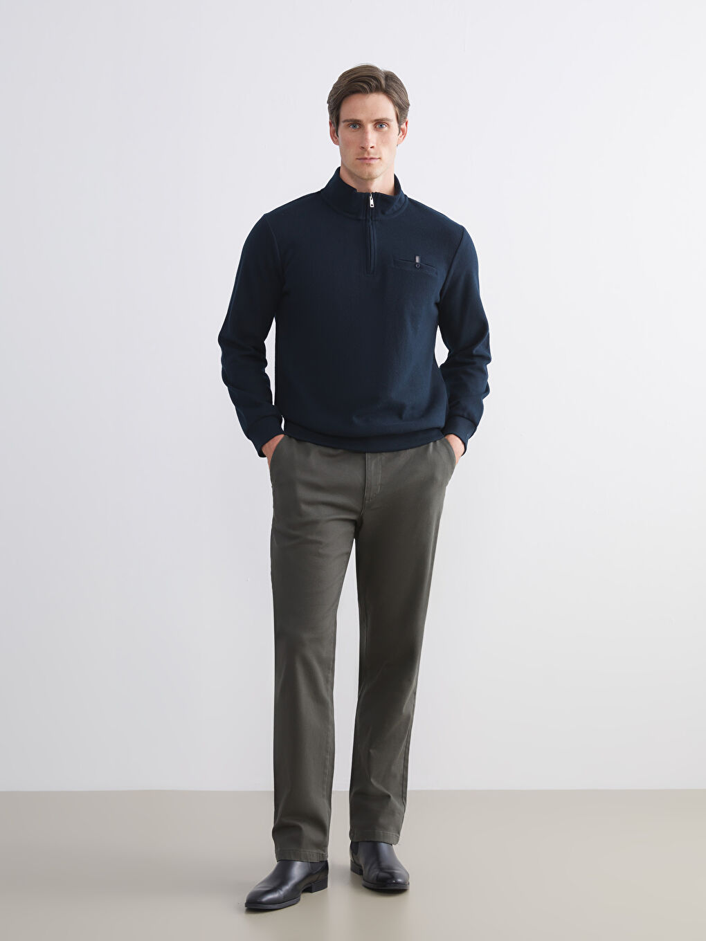 Sweatshirt mit Reißverschluss und Trichterkragen für Herren-1